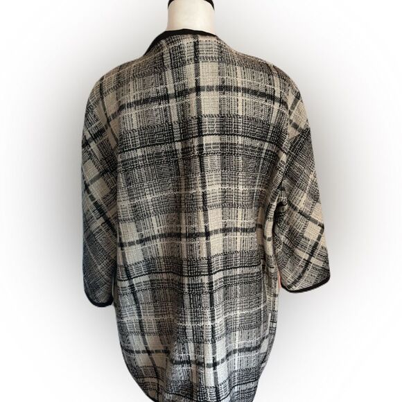 Cynthia Rowley Black and White Plaid Wool Blend Cardigan - XS, EUC - Picture 5 of 10